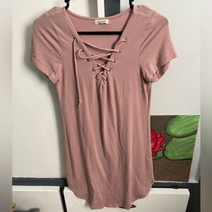 Dress with zig zag string in front